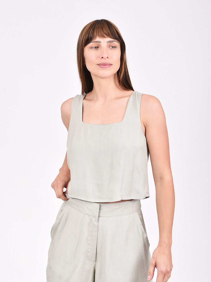 MUSCULOSA LORE - VERDE GRISACEO 