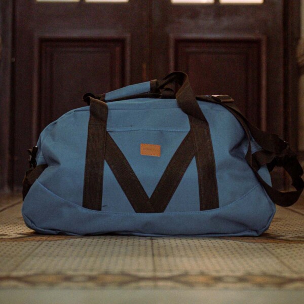 Bolso deportivo Lirio Azul
