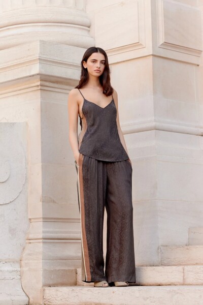 TOP LOANE Negro