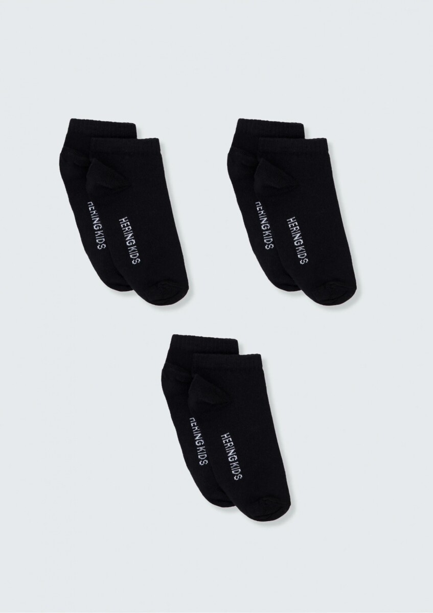 KIT CON TRES PARES DE MEDIAS INFANTILES DE CAÑO CORTO - NEGRO 