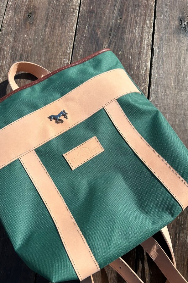 Mustang Backpack Verde Inglés