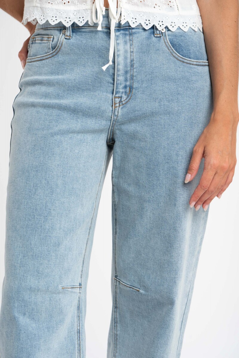 Jean Baggy Barrel Jean