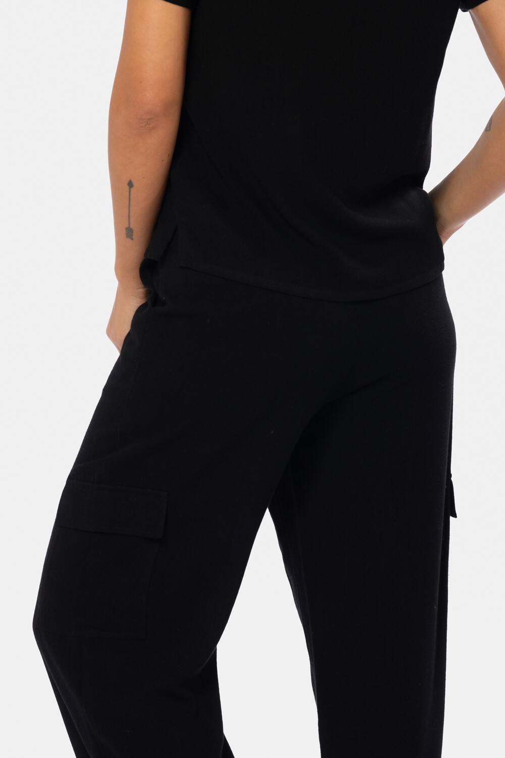 PANTALON CARGO DE LINO Negro