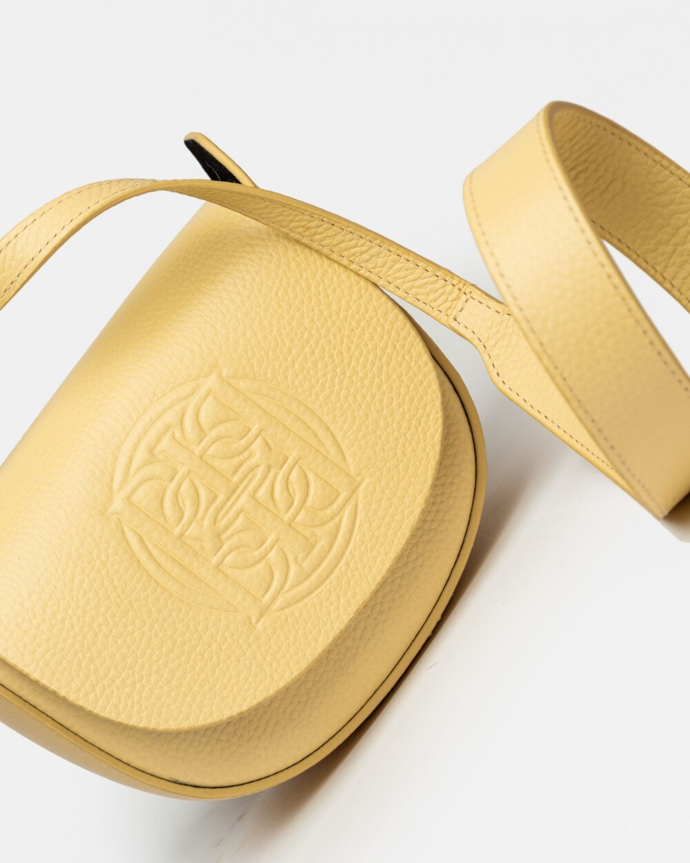 Mini bag Aura en cuero graneado Vainilla