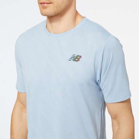 Remera New Balance de hombre -Q SPEED JACQUARD- MT23281LAY GREY