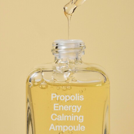 PREVENTA!! Ampolla Antioxidante, Calmante, hidratante y Antiinflamatoria Propolis Energy Calming Ampoule (30 ml) PREVENTA!! Ampolla Antioxidante, Calmante, hidratante y Antiinflamatoria Propolis Energy Calming Ampoule (30 ml)