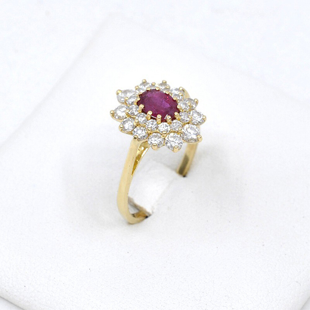 Anillo En Oro 18K, Rubi Y Brillantes Anillo En Oro 18K, Rubi Y Brillantes