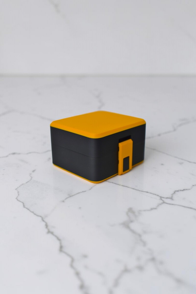 Caja Eco Prestige - 8 x 7 x 4,7 cm - AMARILLO/NEGRO 