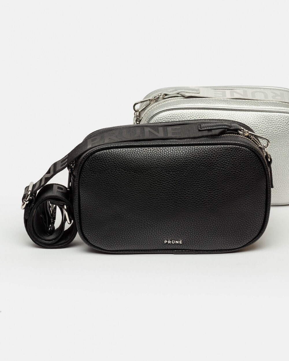 Bandolera Adisa En Efecto Cuero Negro