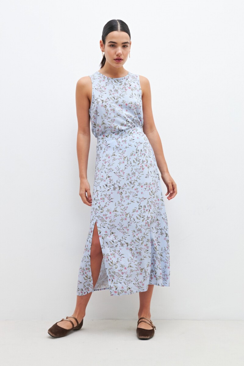 Falda con estampa floral celeste