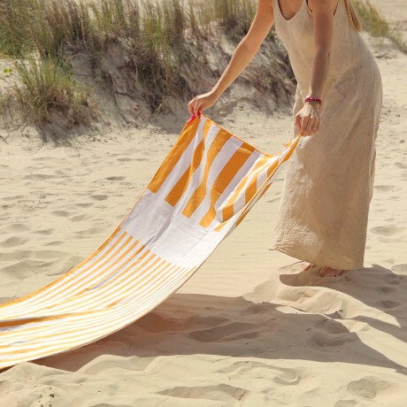 Toalla de microfibra con bolsillos Club Petates Amarillo