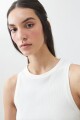 Musculosa canalé crudo