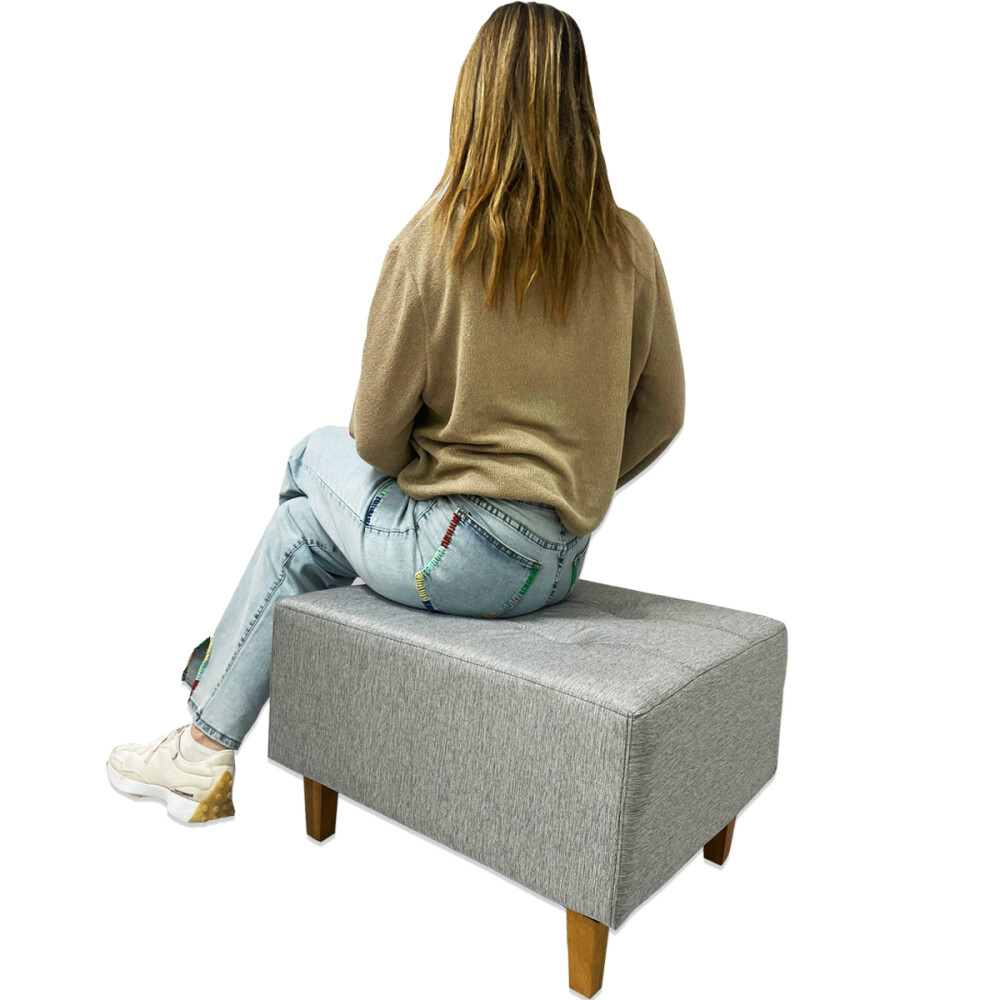 Puff tela y patas de madera Gris