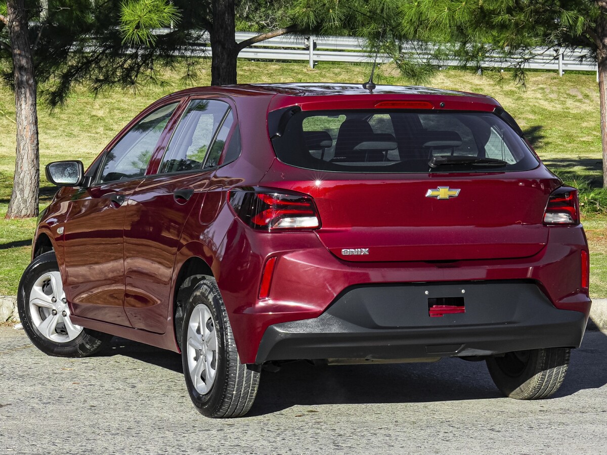Chevrolet Onix LS 1.2 Extra Full Con Ficha Oficial 2022 Chevrolet Onix LS 1.2 Extra Full Con Ficha Oficial 2022