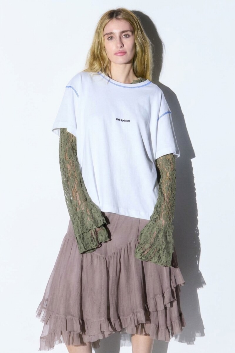 Remera Paradójico blanco