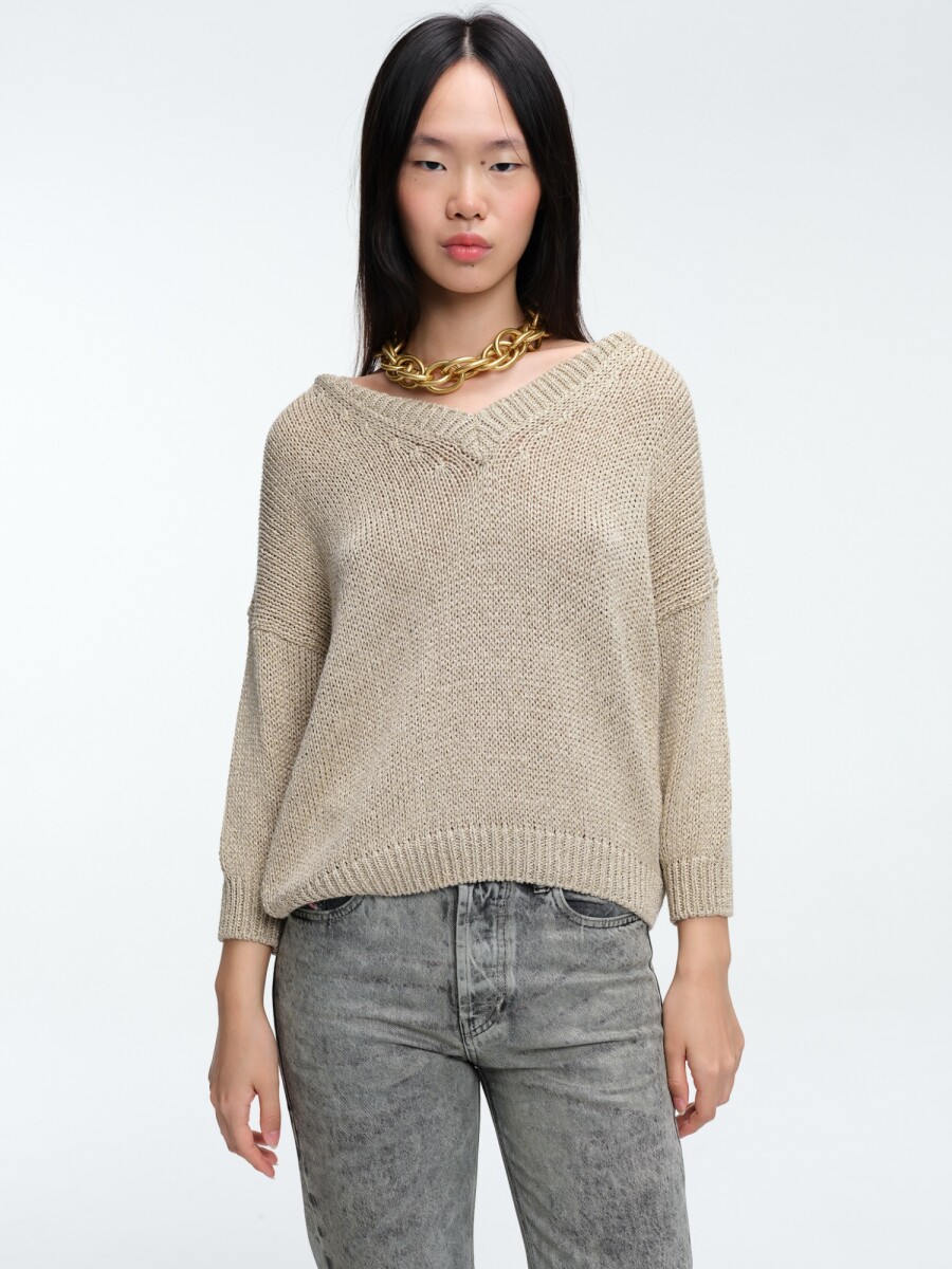 SWEATER V 
