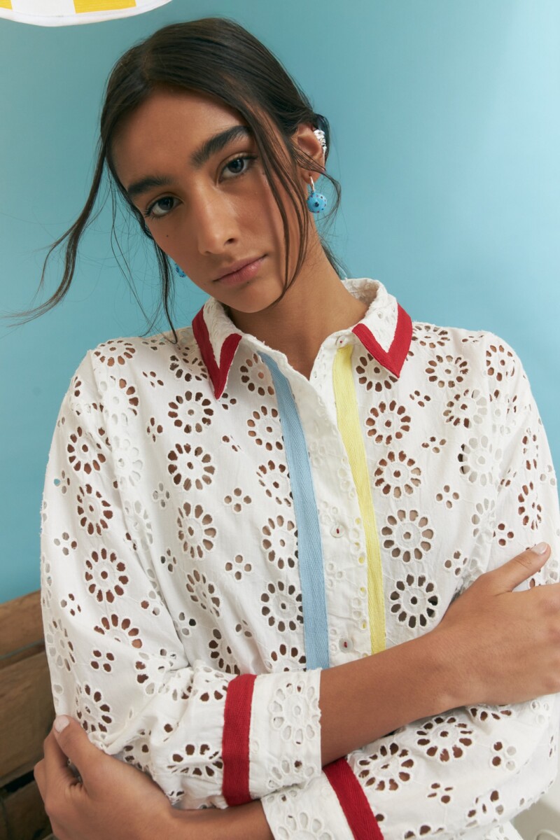 PREVENTA Camisa oversize Broderie blanco