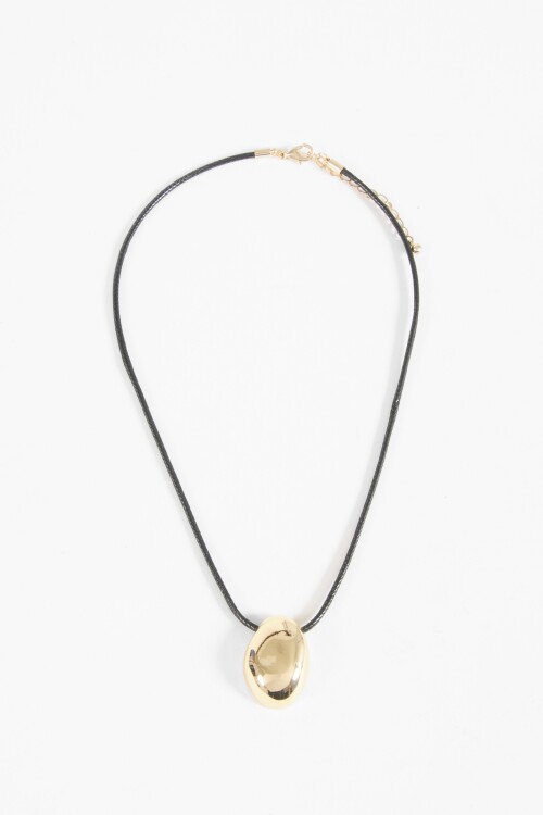 Collar cordón dije ovalado dorado