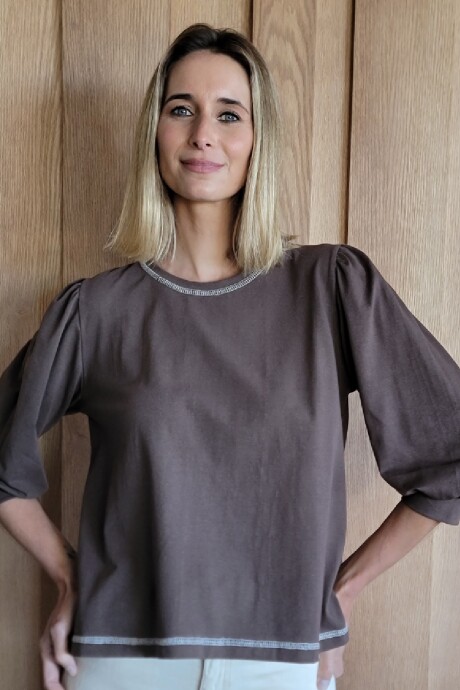 Remera Rose Chocolate