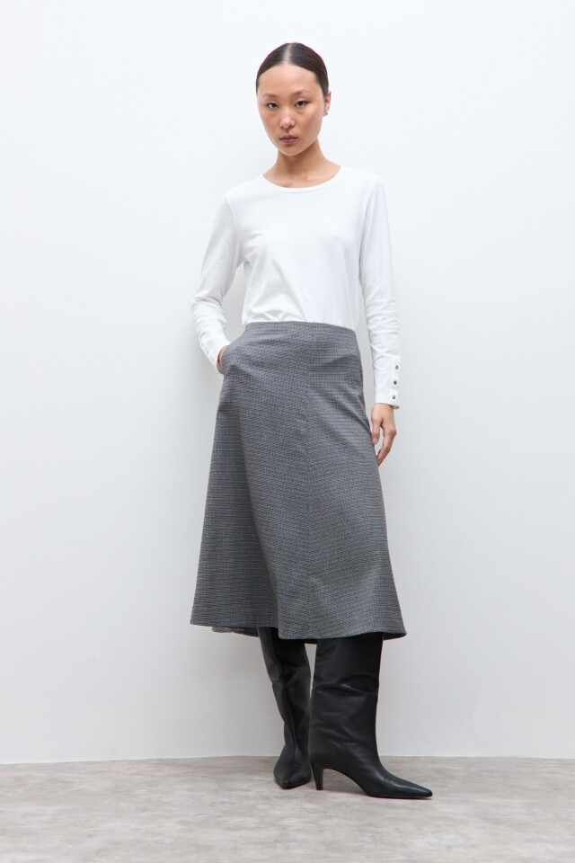 Falda fantasía gris
