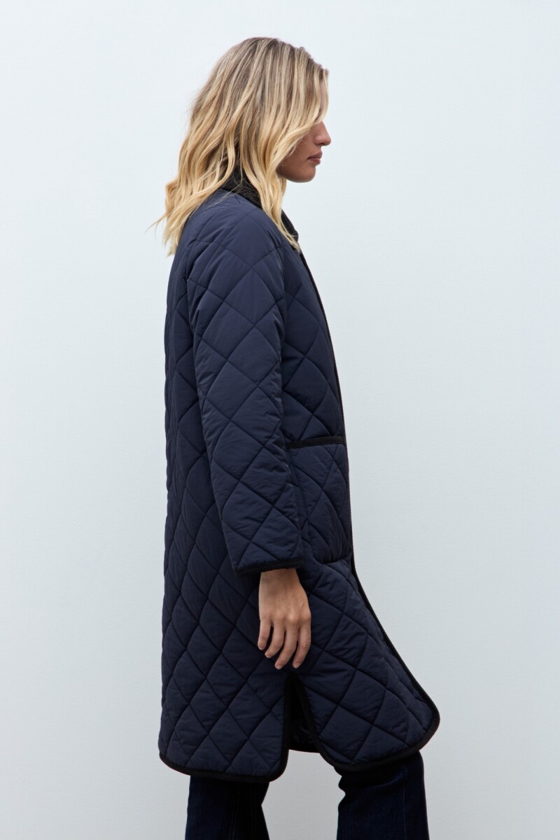 Campera a cuadros capitoneada azul marino