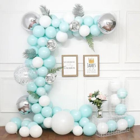 Medio Arco de globos Pastel Celeste pastel