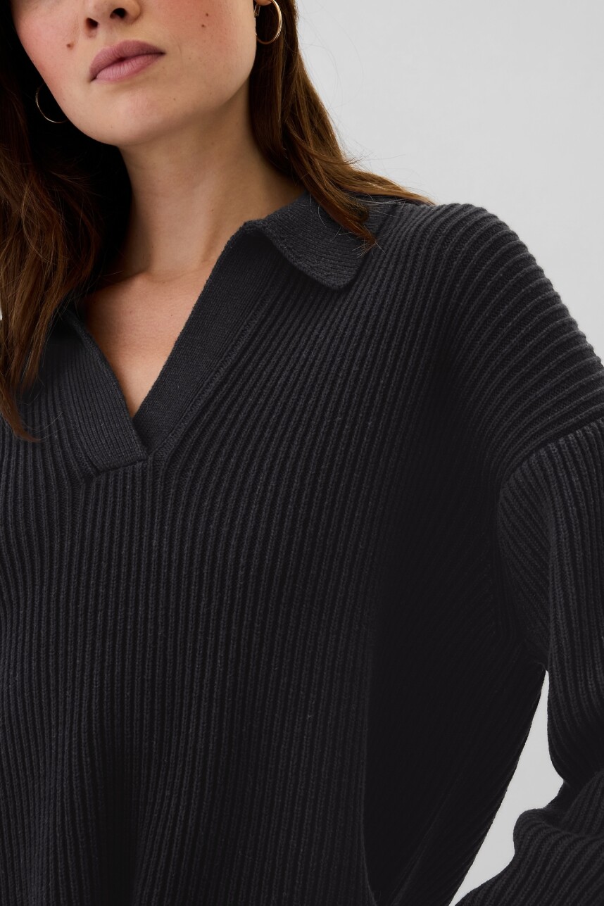 Buzo Tipo Polo Mujer True Black