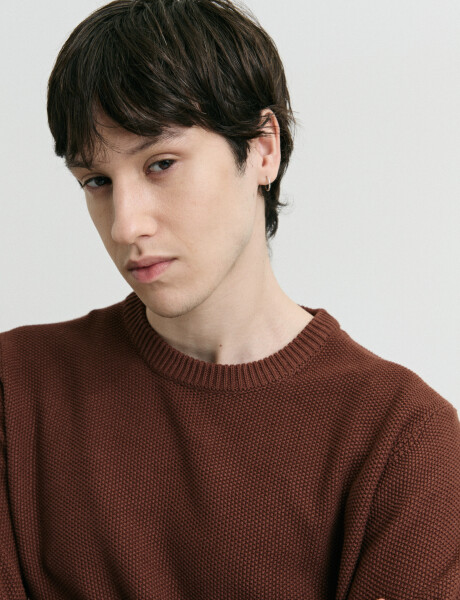 470982 SWEATER HARRY Ladrillo
