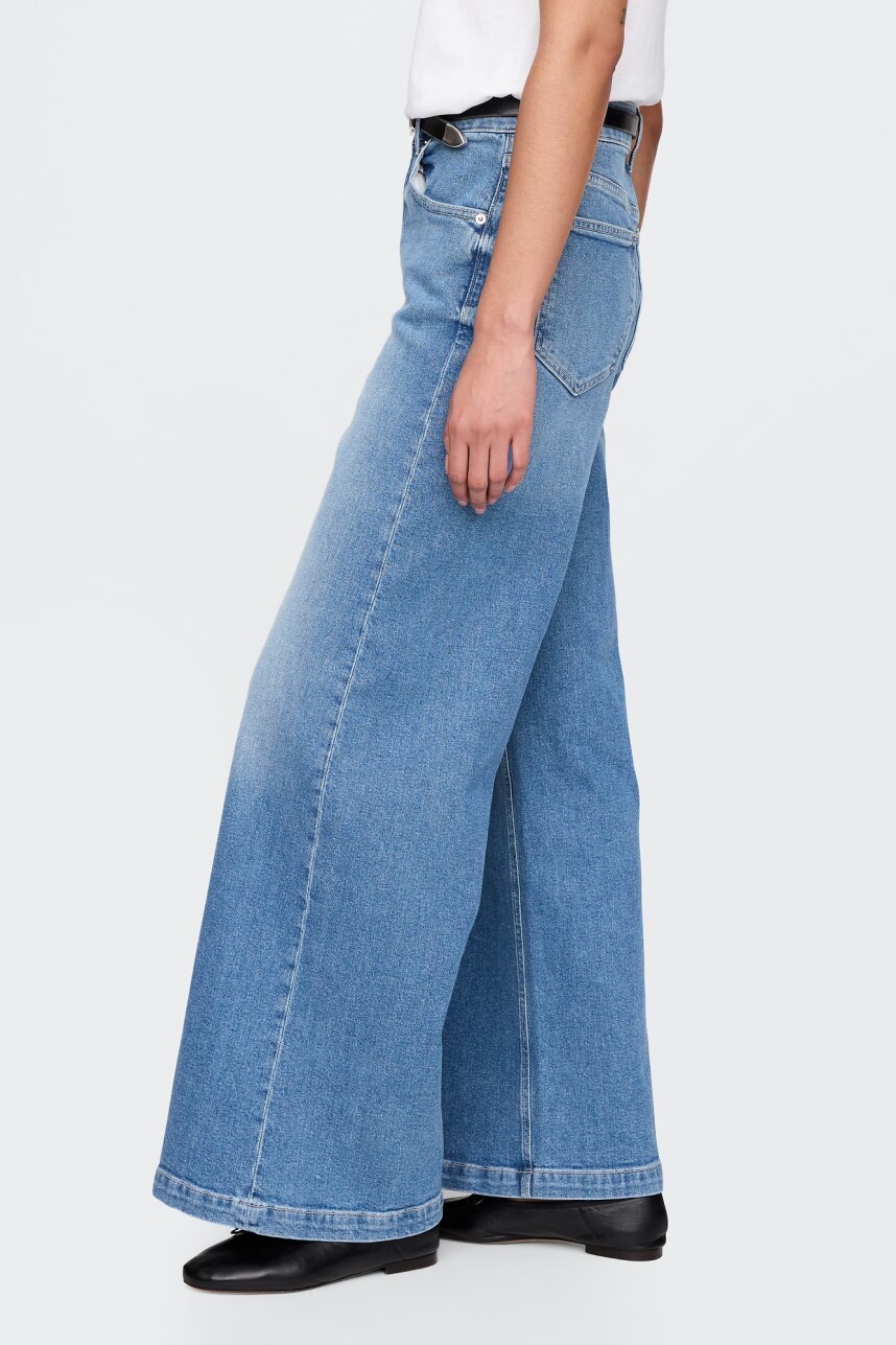 Jean Stride Mujer Light Indigo 11