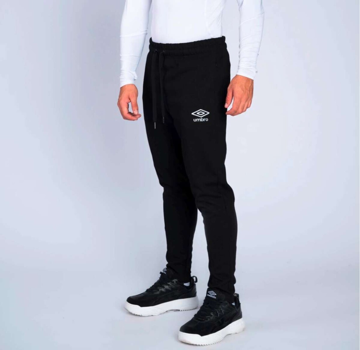Pantalón Largo Umbro Classic de Hombre - Negro 