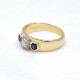 Anillo En Oro 18K Con Brillante Central Y 2 Zafiros Anillo En Oro 18K Con Brillante Central Y 2 Zafiros