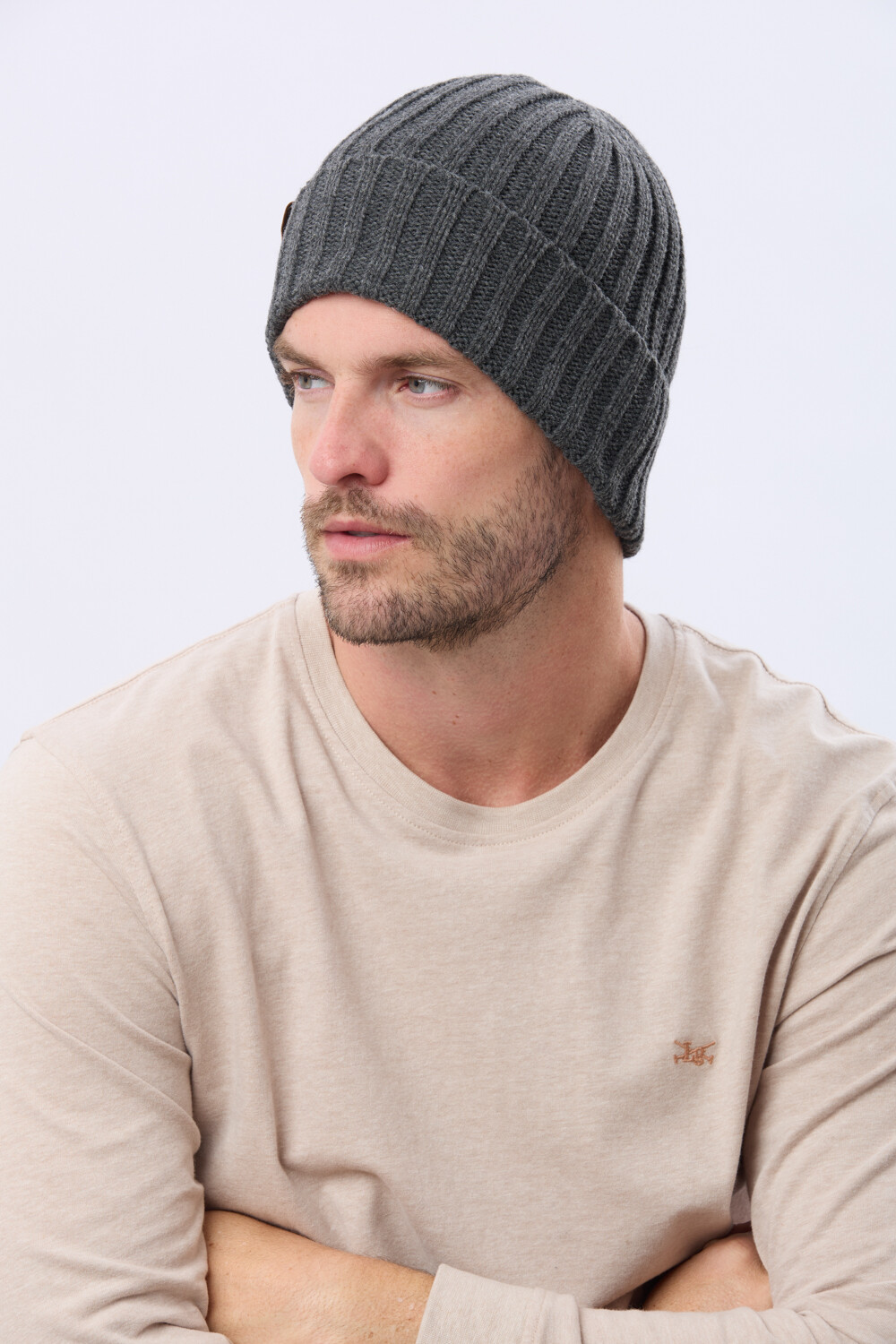 GORRO TEJIDO Gris