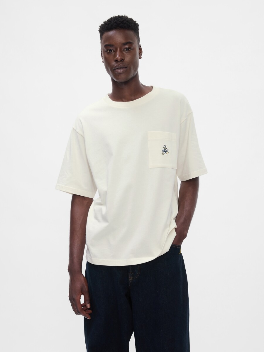 Remera Con Bolsillo Disney Hombre - Ivory Frost 