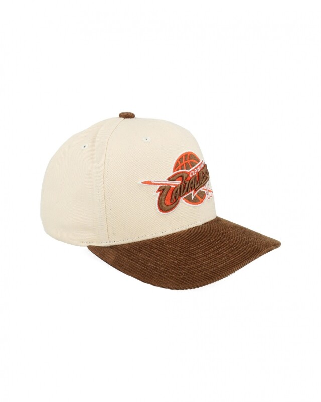 Gorro Mitchell & Ness Cleveland Cavaliers Tawny Pro Crown Gorro Mitchell & Ness Cleveland Cavaliers Tawny Pro Crown