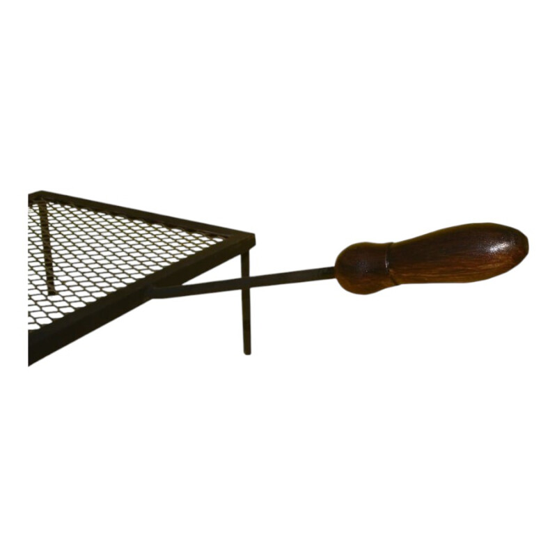 Parrilla 32x32 cm con Mango de Madera Parrilla 32x32 cm con Mango de Madera