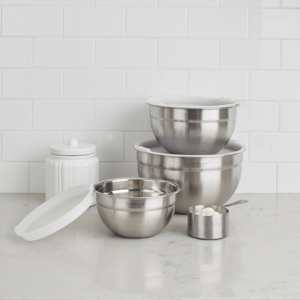 Cuisinart® JUEGO DE 3 TAZONES MEZCLADORES DE ACERO INOX. CON TAPAS (1.5QT, 3QT Y 5QT) N/A