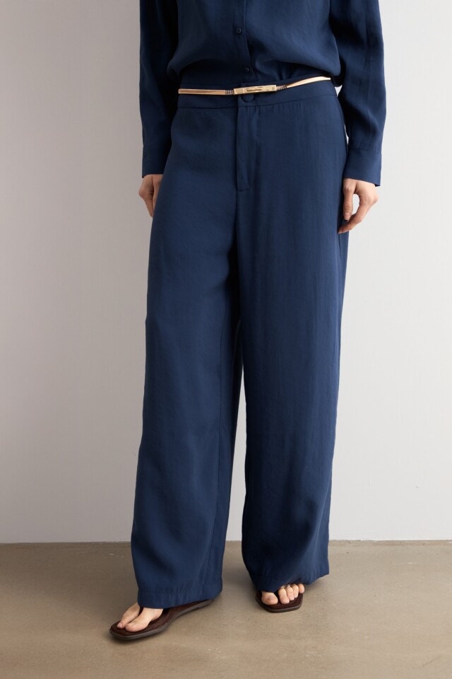 Pantalon recto azul marino