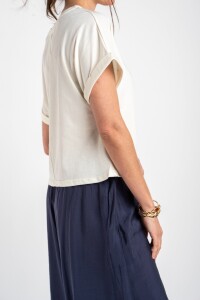 Remera Off White