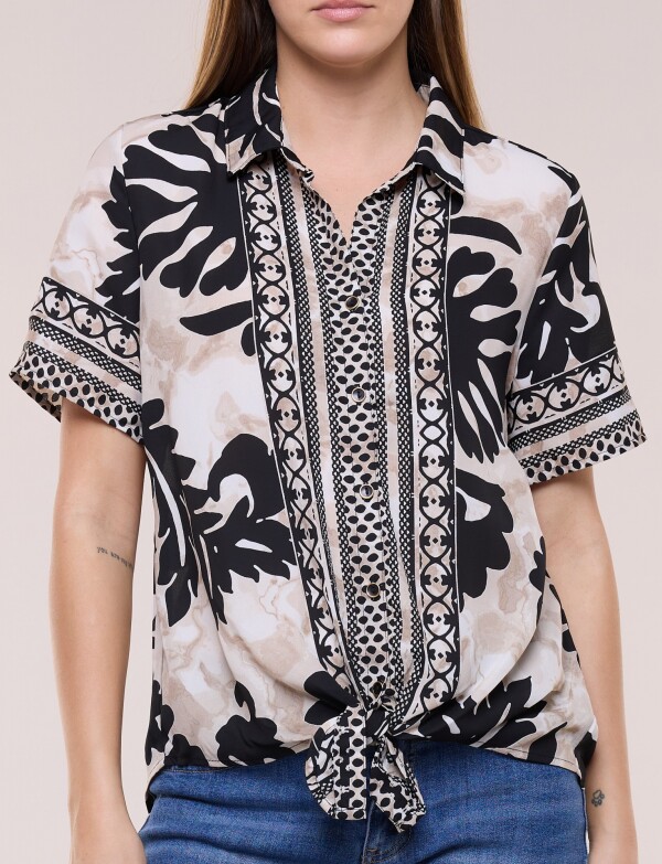 Camisa Manga Corta Nudo Printed MULTI/NEGRO