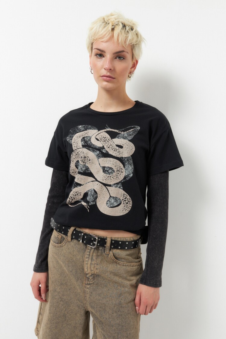 REMERA REPTILE Negro