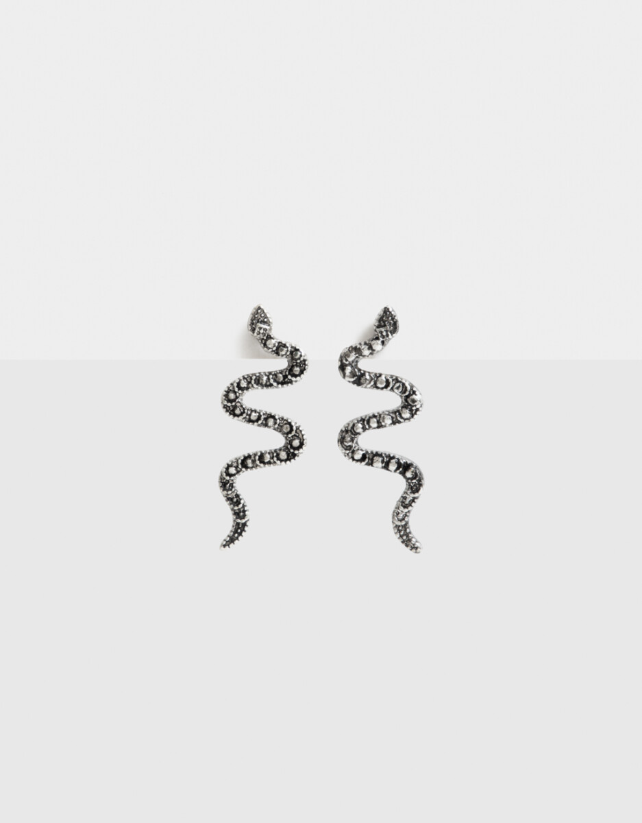 Aros Colgantes Cortos Serpiente Cubic 