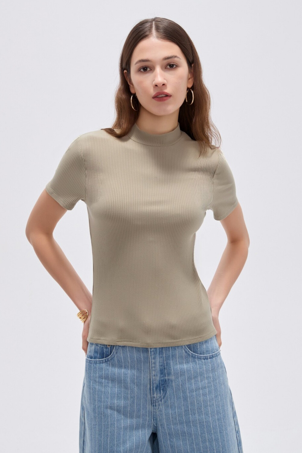 Remera Daly Verde Grisaceo