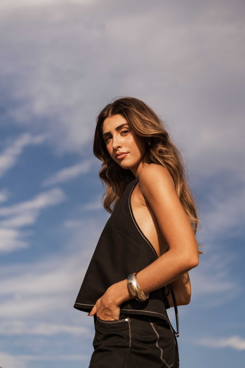 Blusa Gretta Noir Blusa Gretta Noir