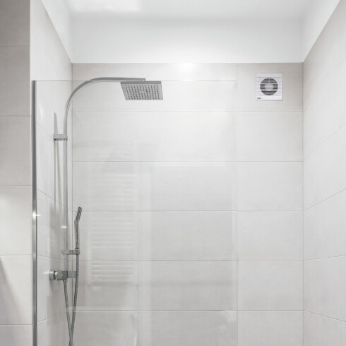Extractor Baño Para Pared O Techo Tramontina 220V / Pot 15W 000
