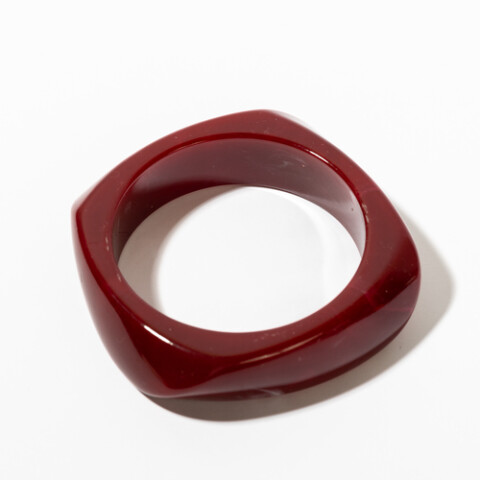 BRAZALETE AURELYNDIS ROJA BRAZALETE AURELYNDIS ROJA