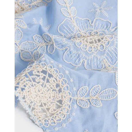 Pañuelo Triangular Broderie Combinacion Bicolor