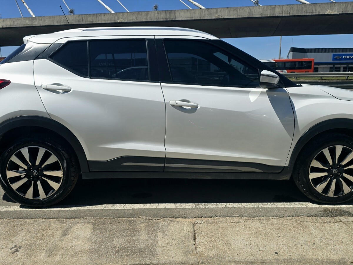 Nissan Kicks Exclusive EXCELENTE ESTADO | Permuta / Financia Nissan Kicks Exclusive EXCELENTE ESTADO | Permuta / Financia