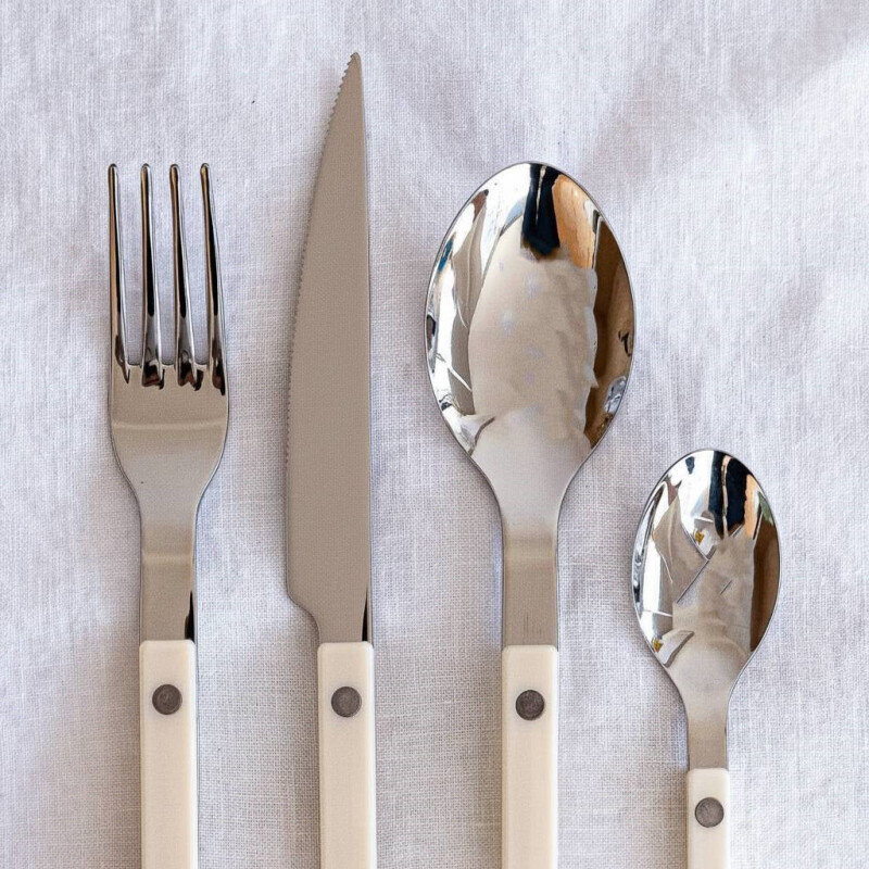 Set cubiertos 4 piezas Beige