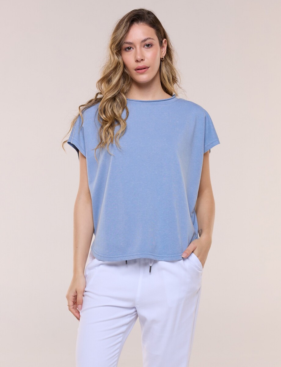 Remera De Algodón Dolman - Celeste 