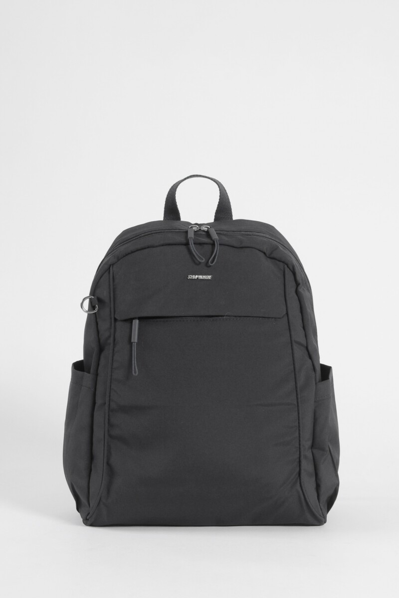 Mochila mediana de tela negro